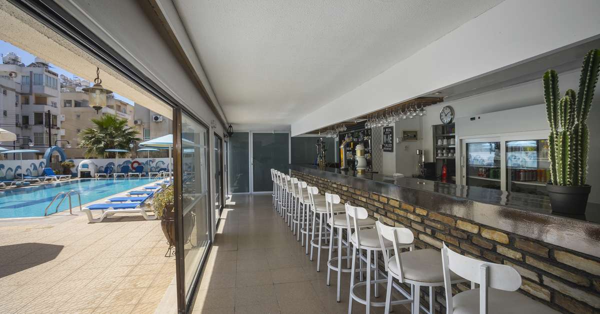 Cactus Hotel - Larnaca | HolidayDiscounter