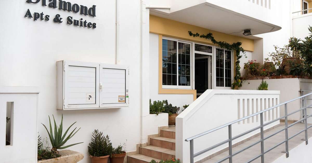Een foto van de buitenkant van Diamond Appartementen & Suites