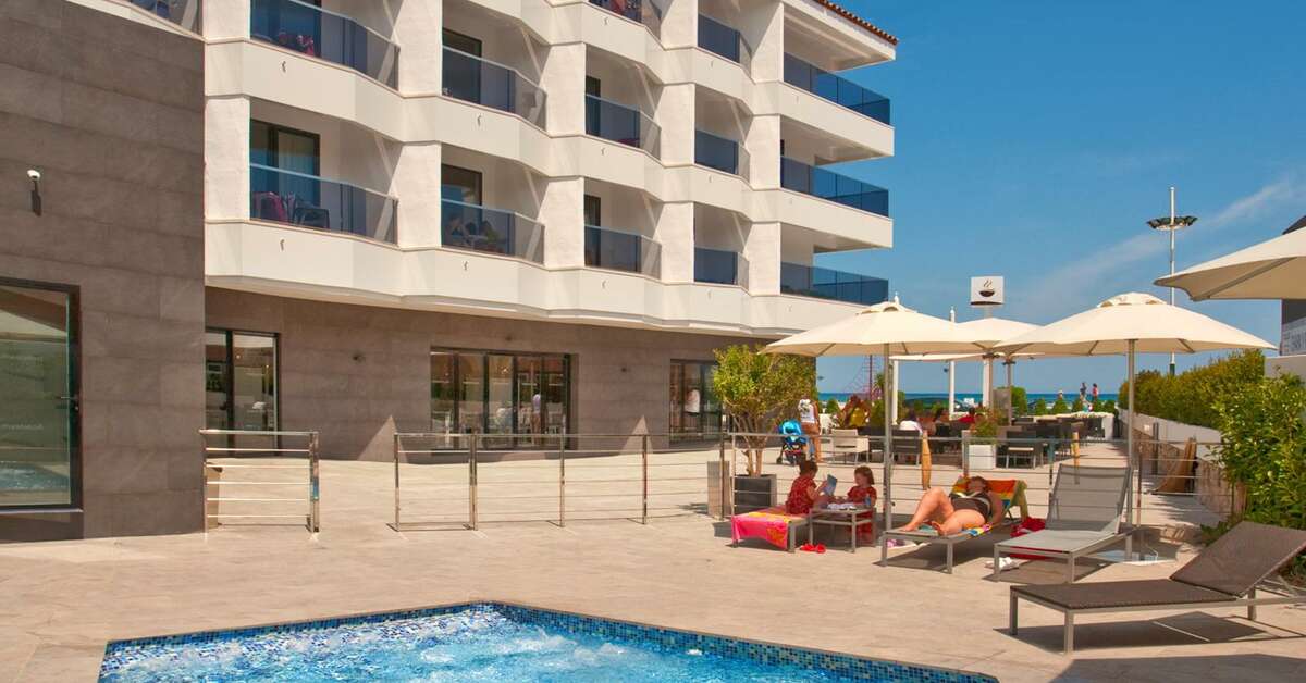 Een foto van RH Boutique Porto Cristo