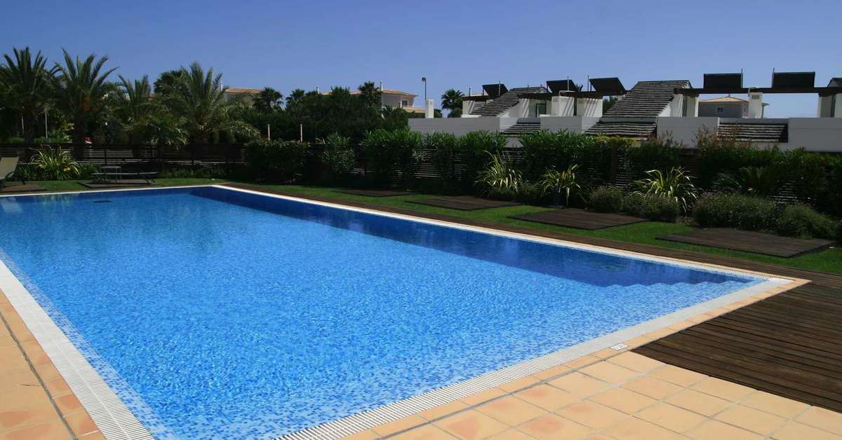 Een foto van het zwembad bij Belmar Spa & Beach Resort