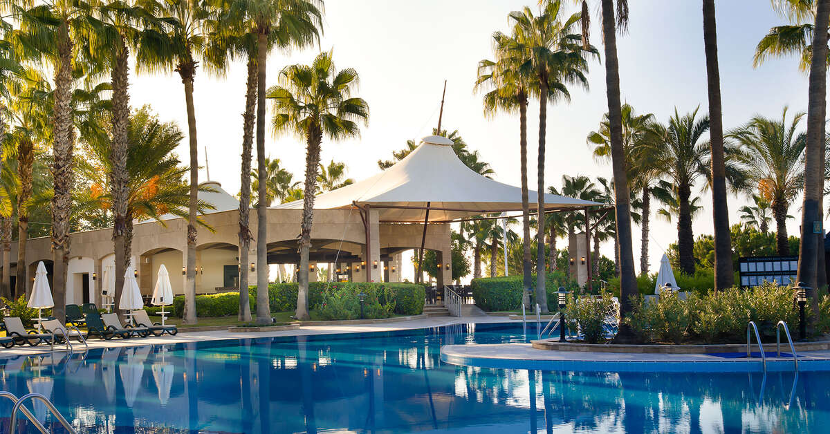 Ein Foto vom Pool im Kamelya Selin Hotel