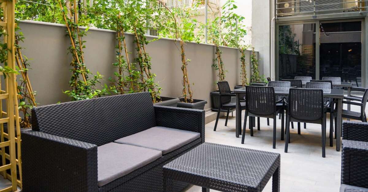 Een foto van het terras bij Athens Panorama Project