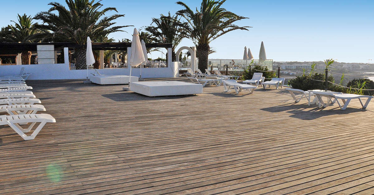 Een foto van het terras bij Hotel Club Sunway Punta Prima