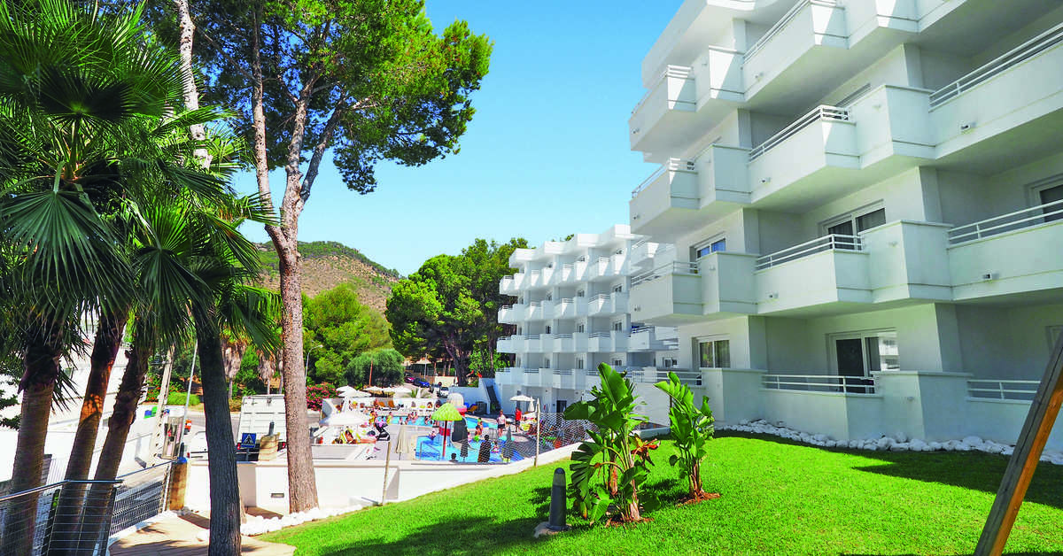 Een foto van de buitenkant van Allsun Hotel Paguera Park