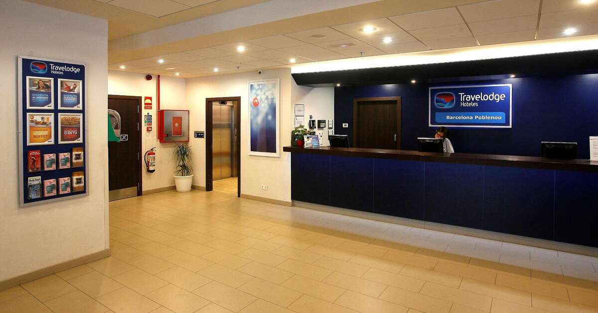Ein Foto vom Innenbereich im Travelodge Barcelona Poblenou