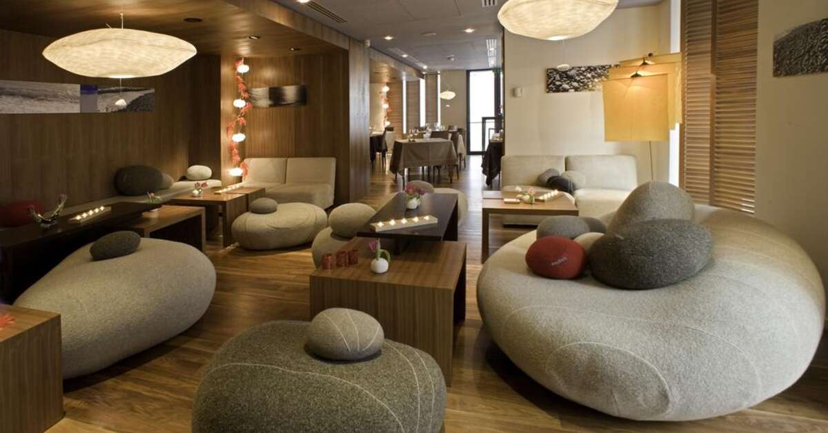 Een foto van het interieur van Hotel Beau Rivage