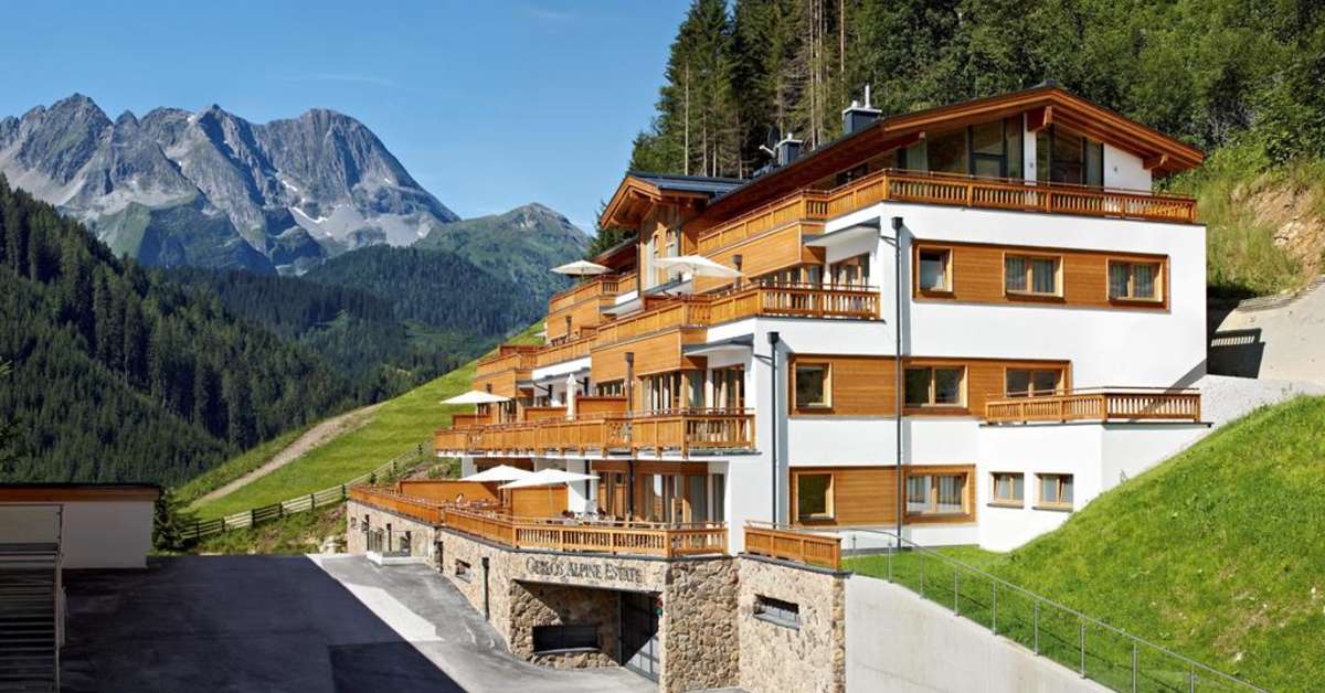 Een foto van een overzicht van Alpine Estate