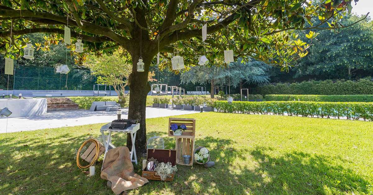 Een foto van het terras bij Barcelo Costa Vasca