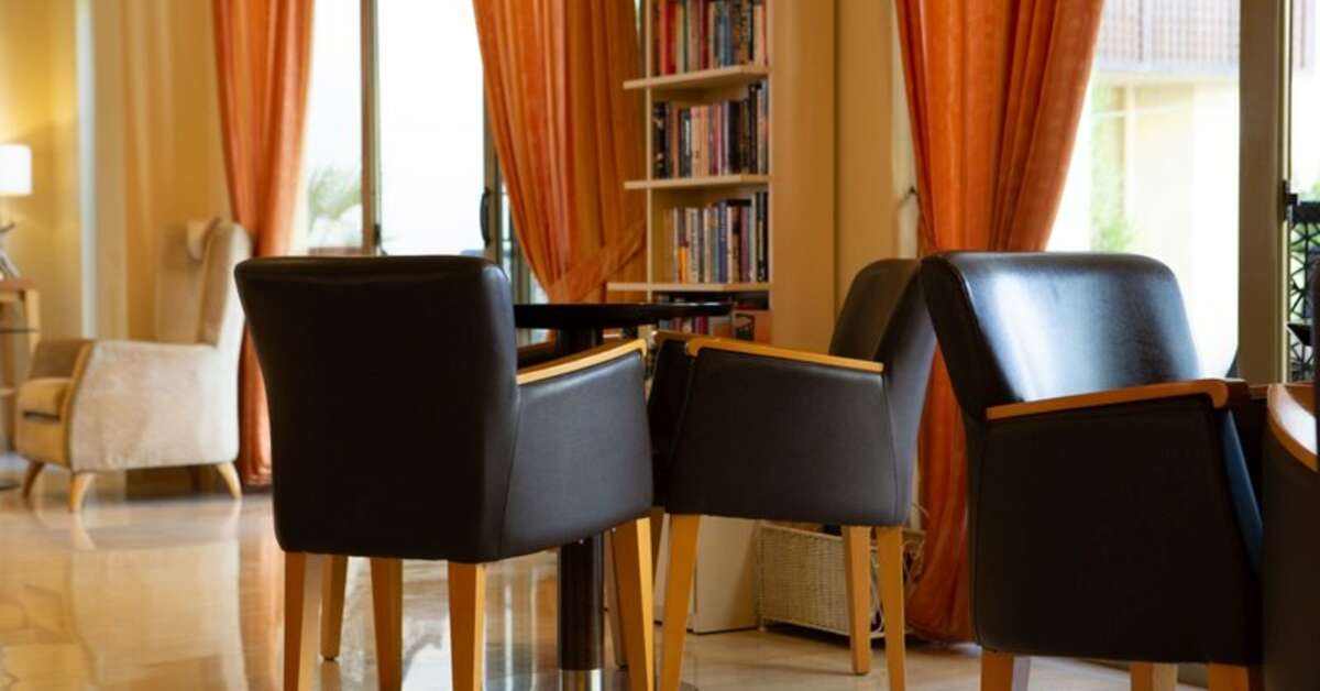 Een foto van het interieur van Giannoulis Santa Marina Plaza