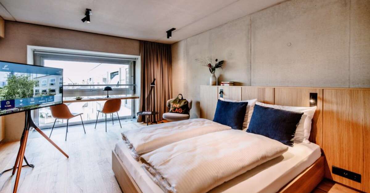 Een foto van The Flag West M