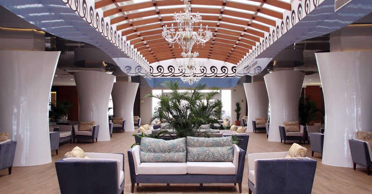 Een foto van het interieur van Adalya Ocean Deluxe