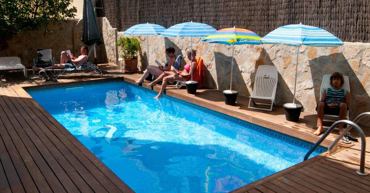 Ein Foto vom Pool im Hotel Marbel