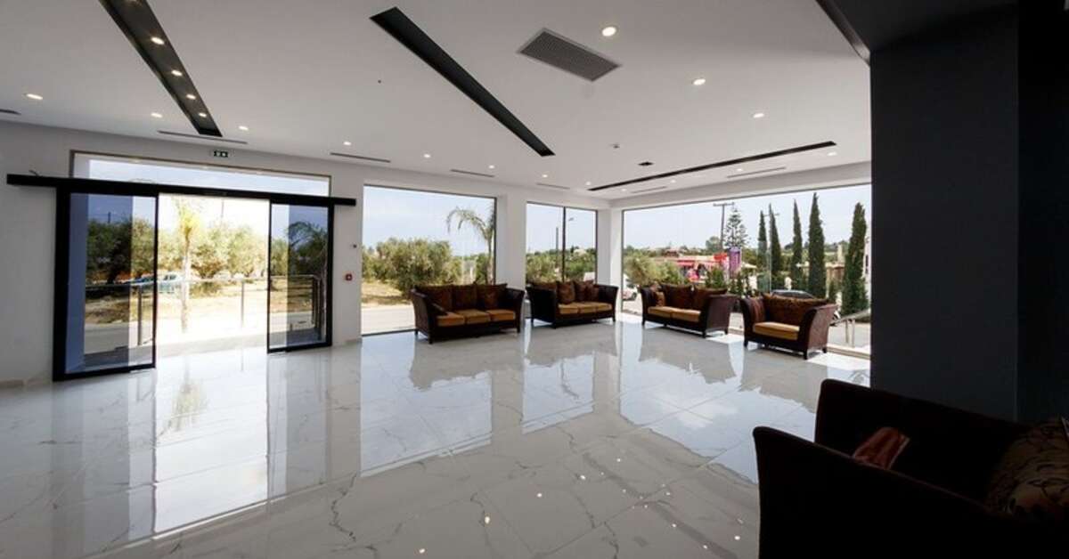 Een foto van het interieur van Caretta Paradise