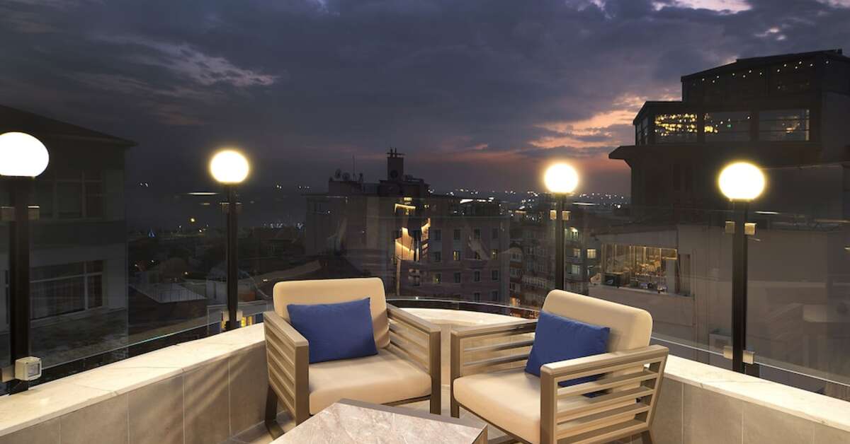 Ein Foto Aprilis Deluxe Hotel