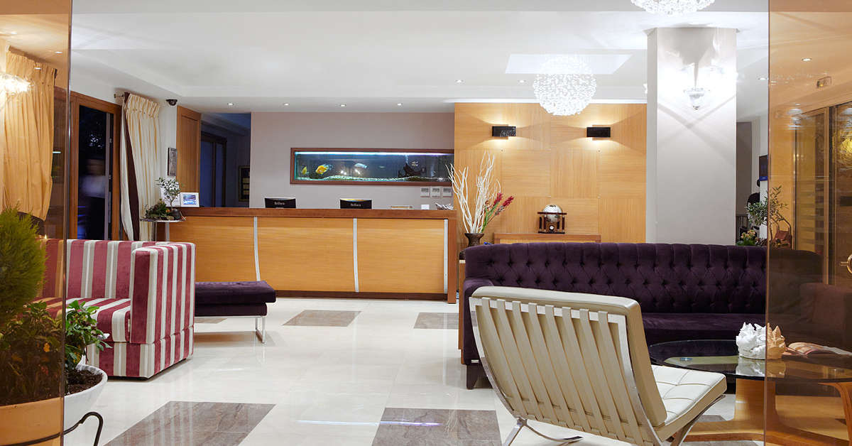 Een foto van het interieur van Olympion Sunset