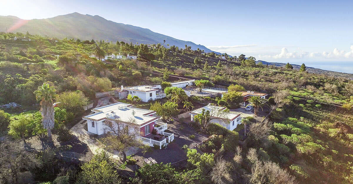 Een foto van de buitenkant van Los Guanches Bungalows