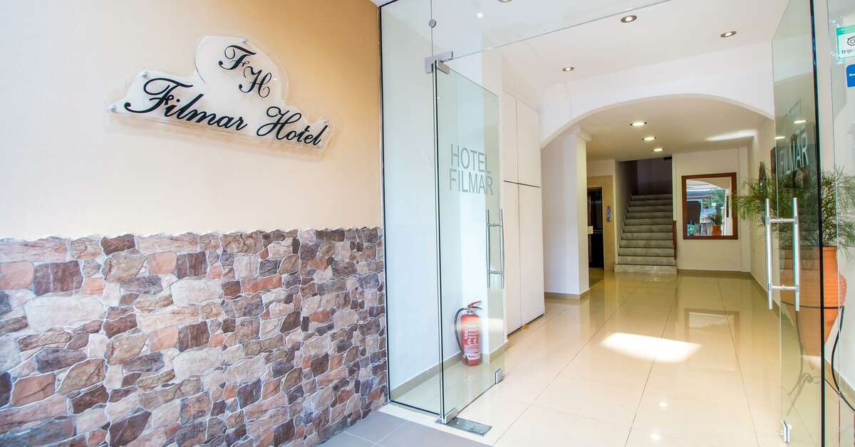Een foto van de buitenkant van Filmar Hotel