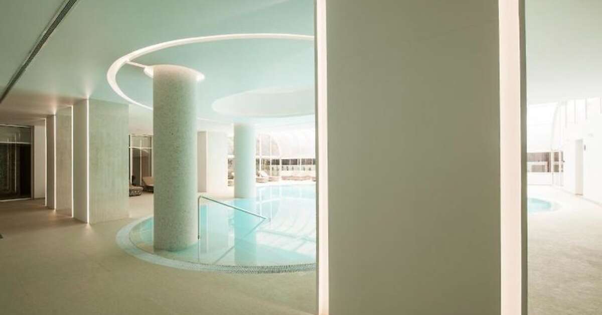 Een foto van het zwembad bij Alto Lido Hotel