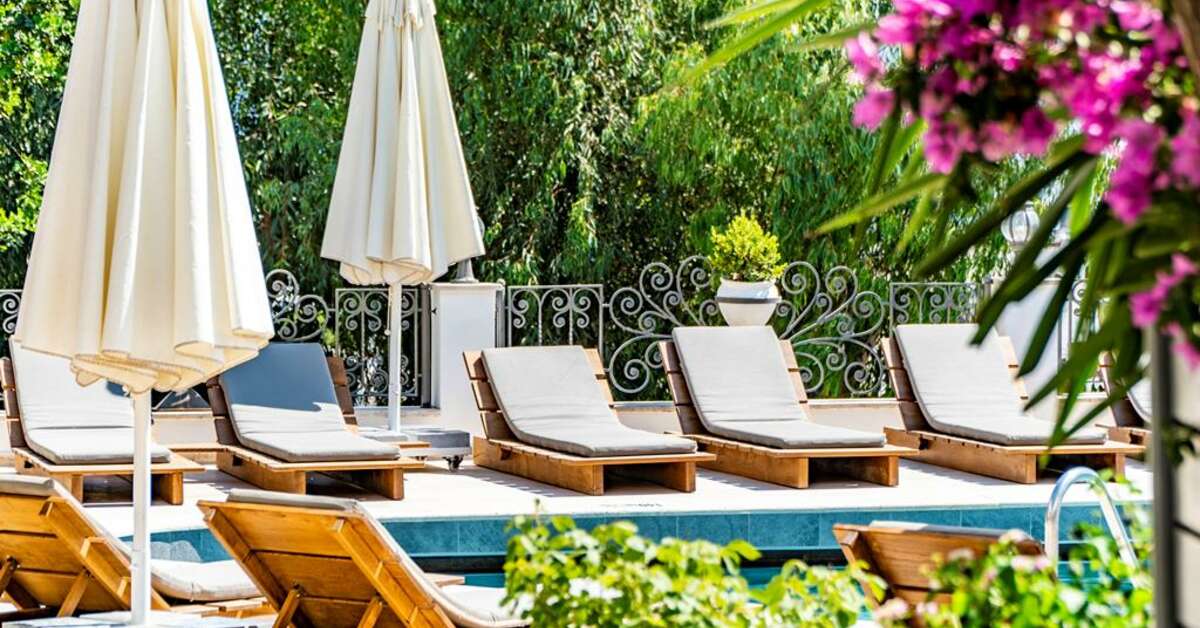 Een foto van het zwembad bij Manzara Boutique Hotel