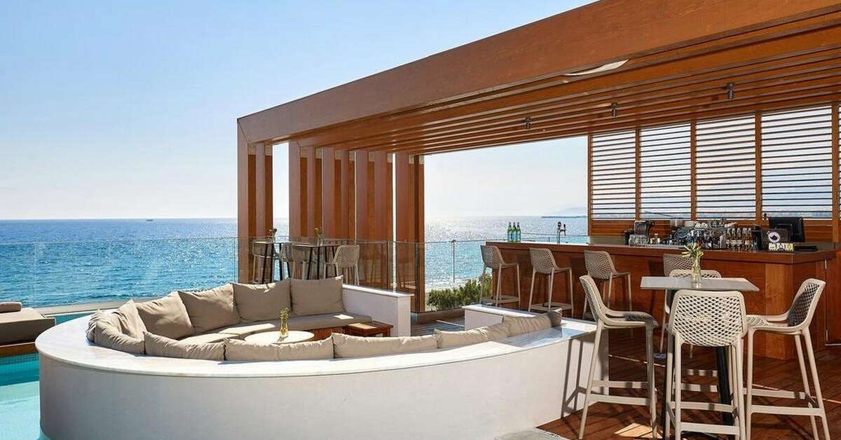 Ein Foto von den Einrichtungen im Enorme Santanna Beach Resort