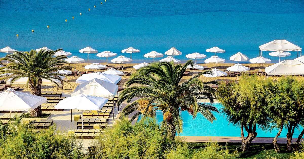 Een foto van het zwembad bij Hotel Plaza Resort