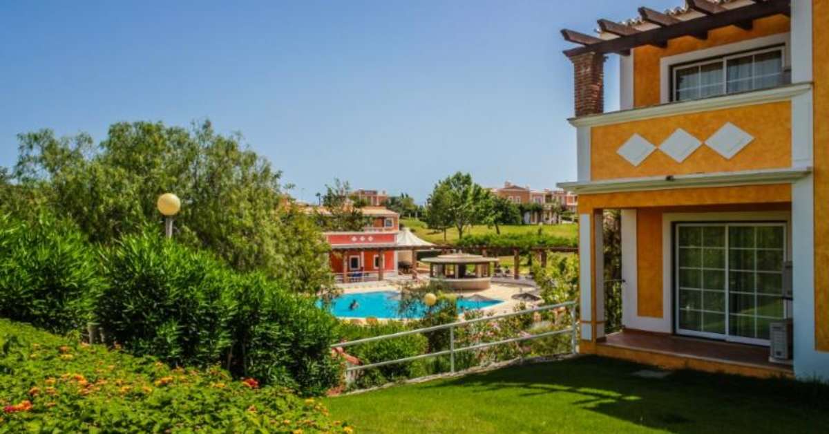 Een foto van het zwembad bij Colina Da Lapa