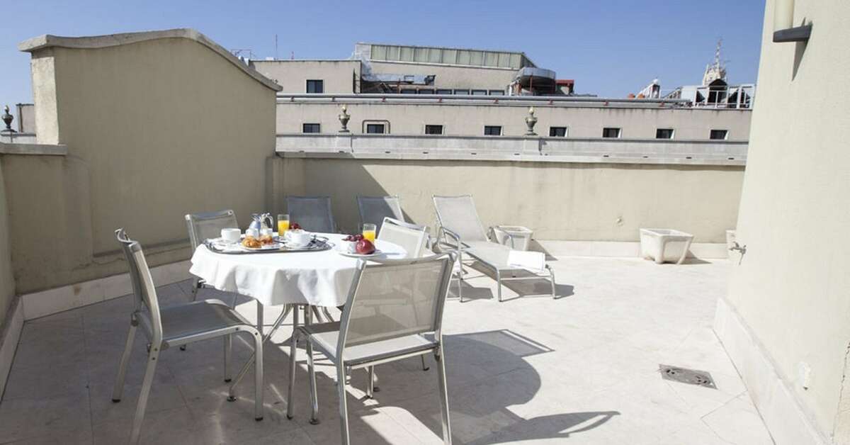Ein Foto von den Einrichtungen im Hotel Quatro Puerta Del Sol