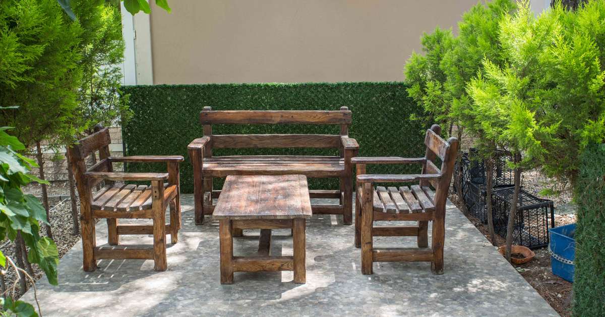 Een foto van het terras bij Melis Hotel