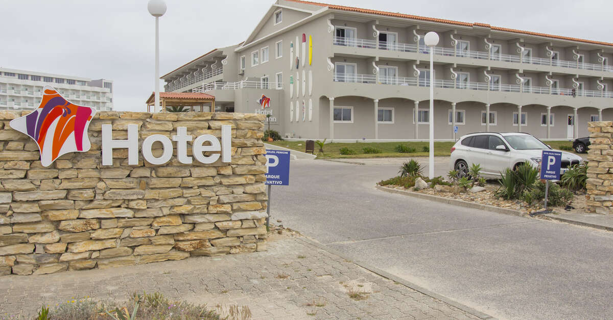 Een foto van de buitenkant van Star Inn Peniche