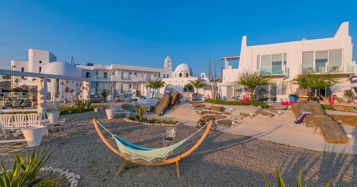 Een foto van het terras bij Kouros Exclusive Hotel