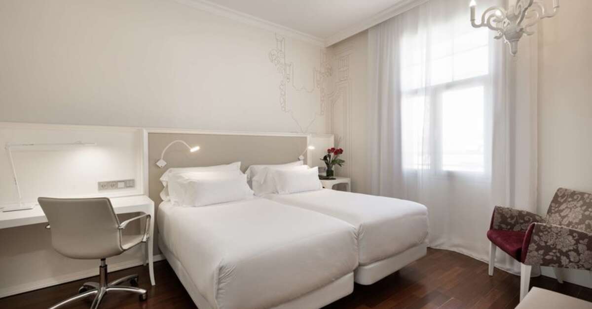Een foto van NH Collection Madrid Abascal