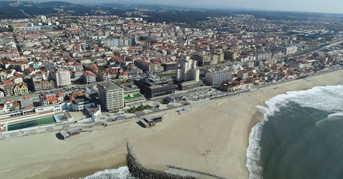 Een foto van het strand bij Monte Lirio Hotel