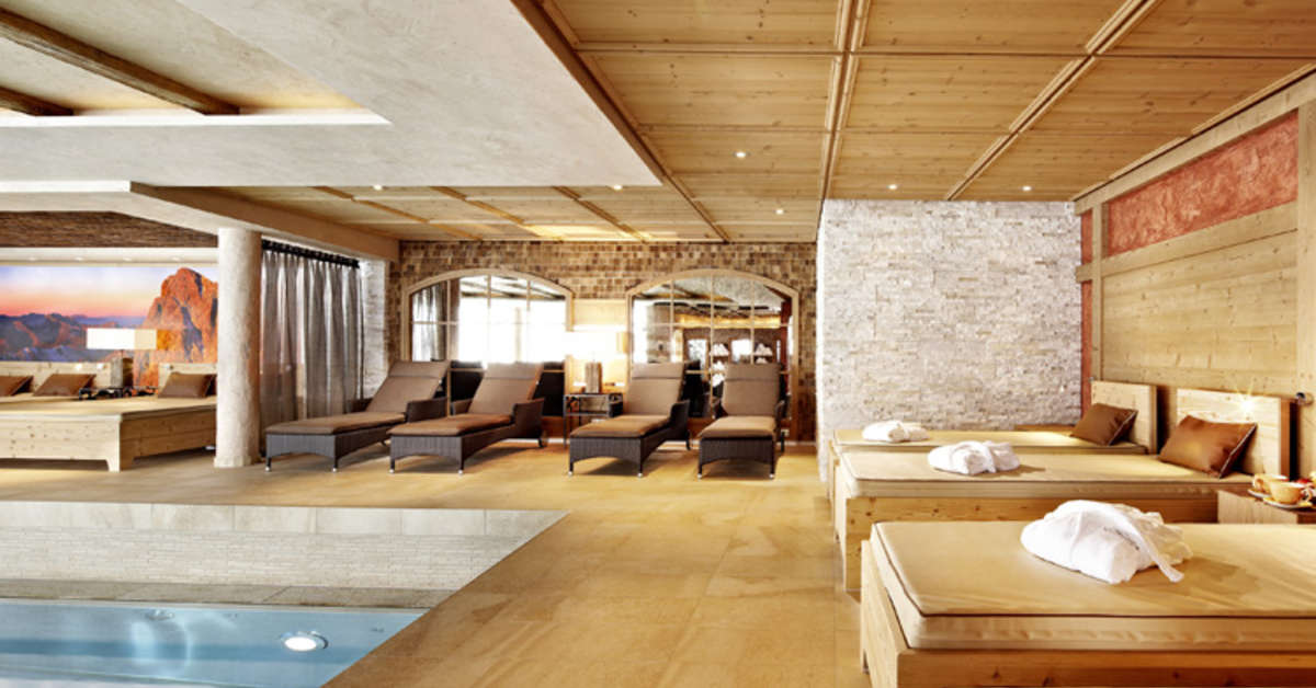 Een foto van het zwembad bij Berghof Crystal Spa & Sports