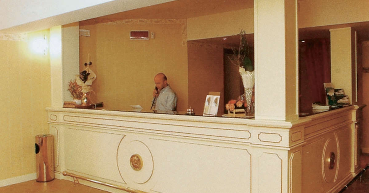 Een foto van het interieur van Hotel Riva del Sole