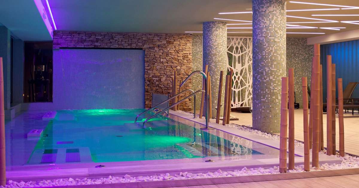 Een foto van het zwembad bij Hotel Golf Almerimar