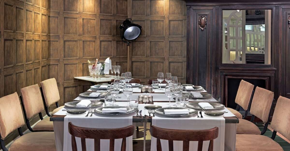 Een foto van het interieur van H10 Montcada Boutique Hotel
