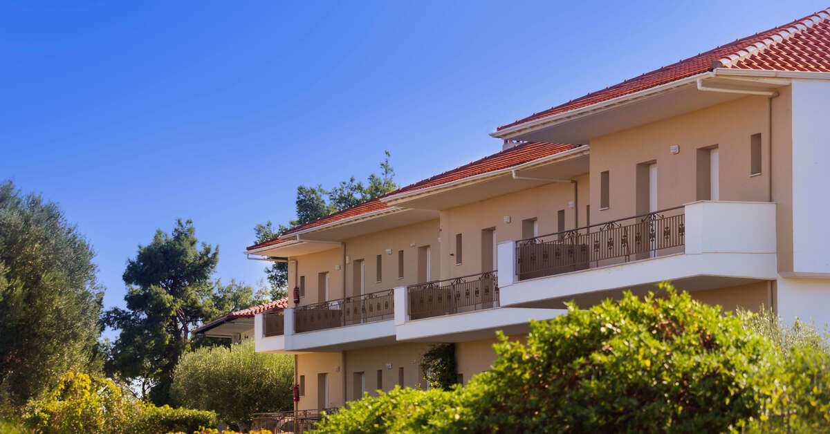 Een foto van de buitenkant van Evripidis Hotel