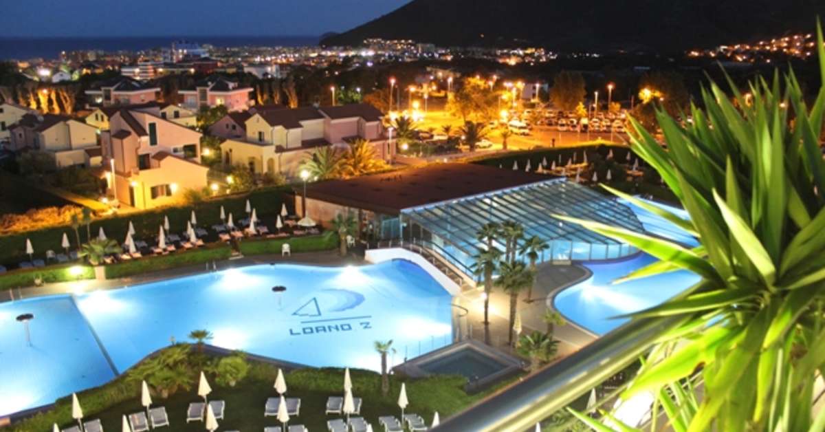 Een foto van het zwembad bij Vakantiepark Loano 2 Village