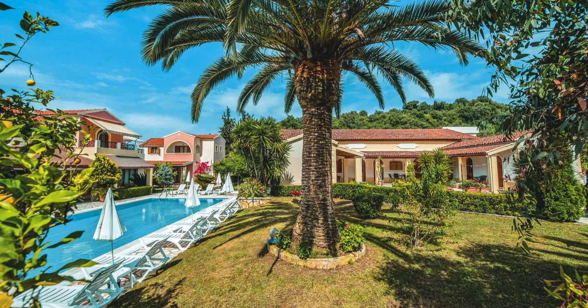 Ein Foto vom Pool im Villa Violetta