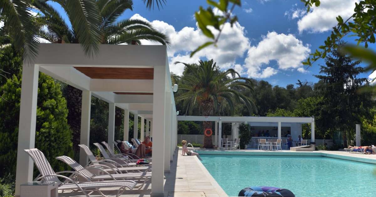 Een foto van het zwembad bij Tryp by Wyndham Corfu Dassia