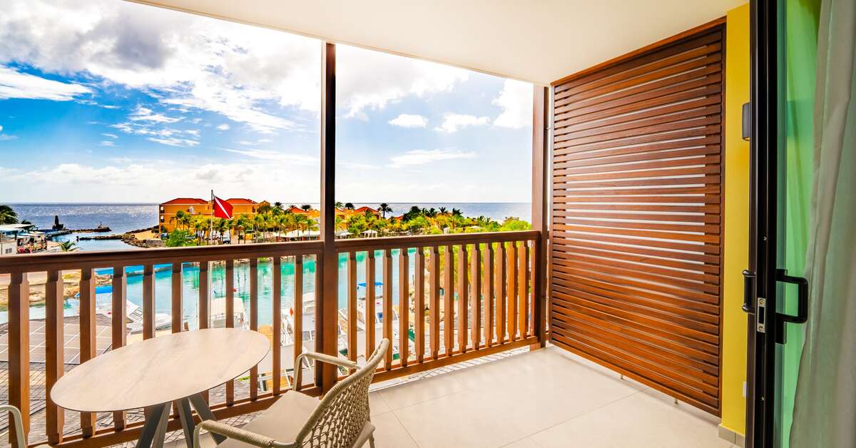 Een foto van LionsDive Beach Resort