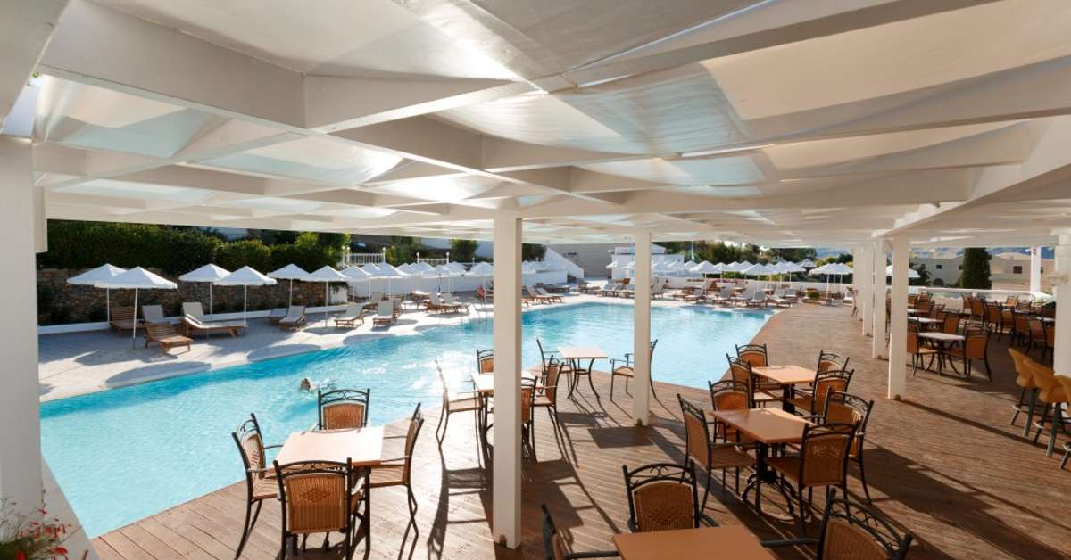 Een foto van het terras bij Lindos Village Resort & Spa