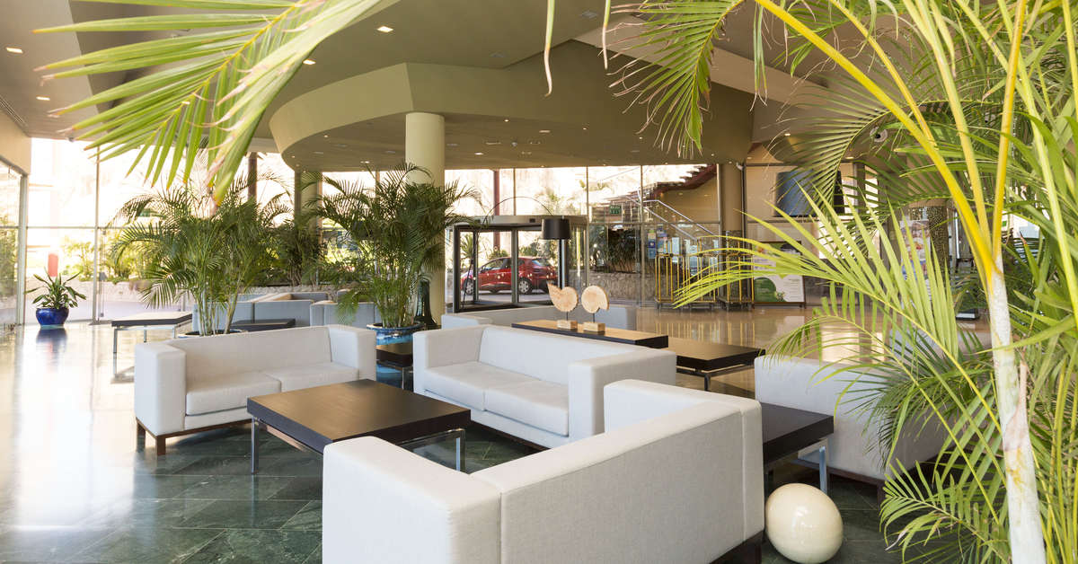 Een foto van het terras bij Hotel Gloria Palace Royal