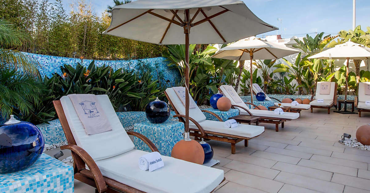 Ein Foto von der Terrasse im Las Arenas Balneario Resort