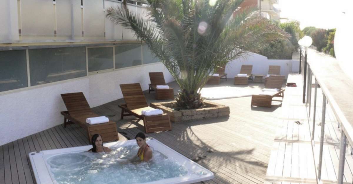 Ein Foto Club Bikini & Tropicana