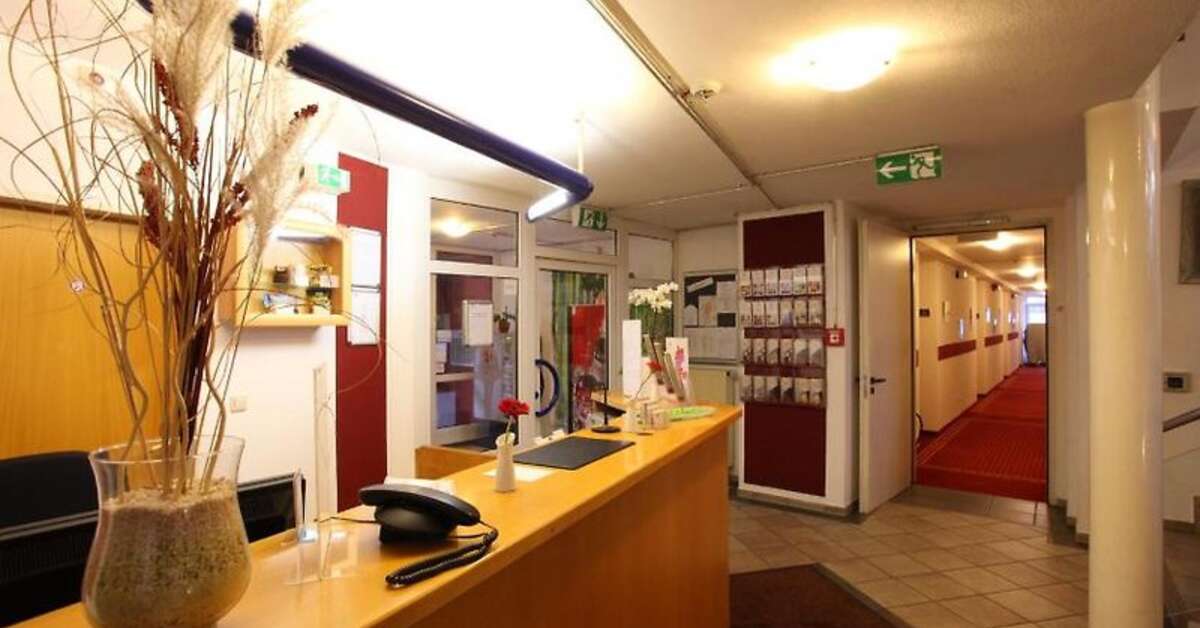 Een foto van het interieur van Azimut Hotel Erding