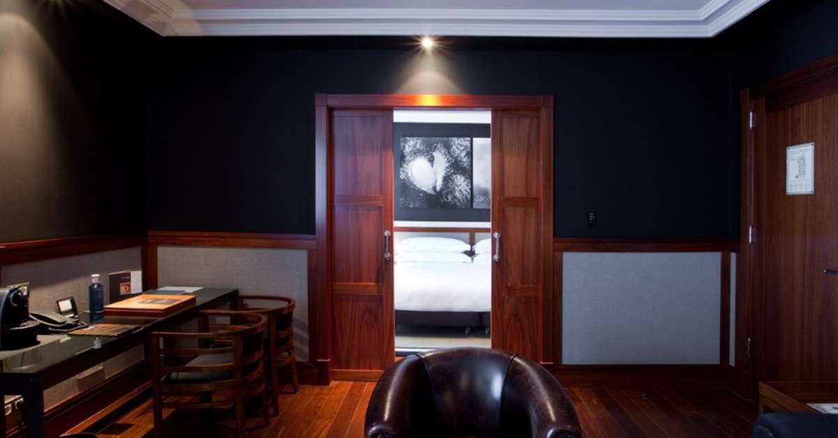 Een foto van het interieur van Hotel 1898