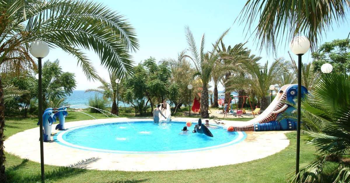 Ein Foto vom Pool im Yetkin Club Hotel