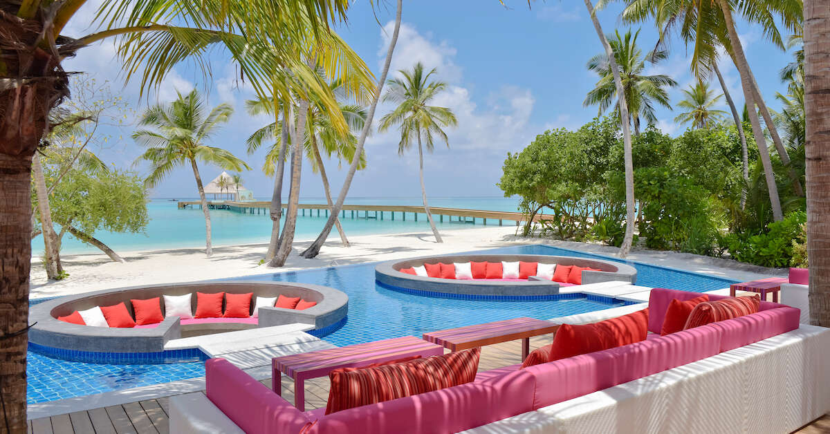 Een foto van het zwembad bij Kandima Maldives