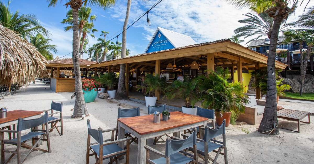 Een foto van LionsDive Beach Resort